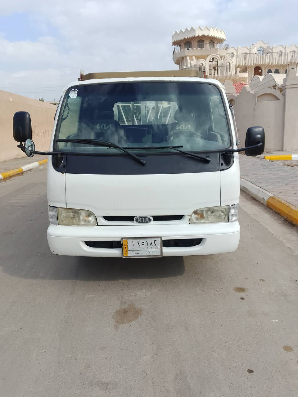 سلام عليكم كيه فونتيره معروضة للبيع موديل 2000قماره وربع سبعه جنكال رقم سياره واسط سنويه ل26 تحويل مباشر مشروع وطني مكينه وكير جدد تخم تاير جديد سياره مال جناي جديده كلش المحجر مو وياها السعر 55وبيها مجال اتصل رقم صاحب السياره ***********
