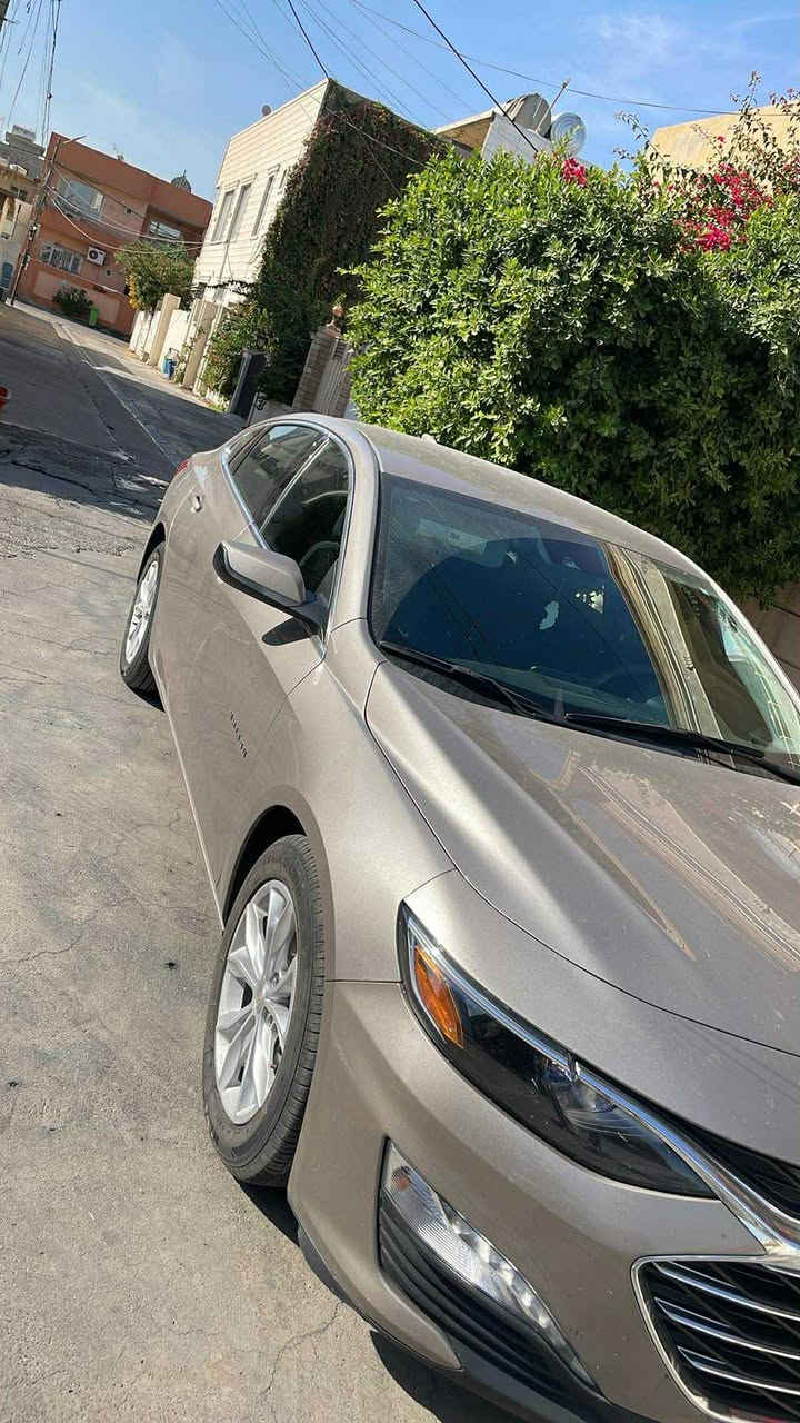 ماليبو ٢٣
مواصفات lt
سياره جديده
بجم كبس بدون ارباك بدون داخل

ضرر فقط نص قبغ صندوك صبغ باقي كفاله

رقم وهزه كله جديد بسمي

السعر ١٣٦
***********
