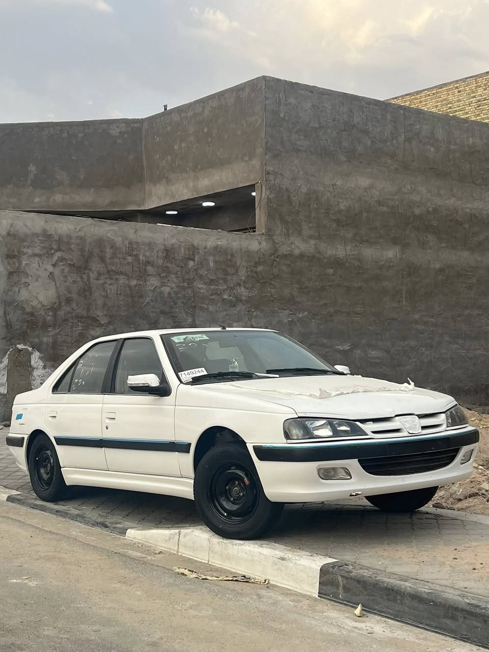 اسلام عليكم سياره بيجو بارص مديل 21كفاله عامه ماعده 
تصليح بالحلال الخلفي بصيط جدن موجوده بالبصره
رقم نجف
السعر 65
ملاحضة السيارة استقطاع مباشر هاي السنة تصير حره
حداديه جاهزة تخم تاير جديد تبريد يخبل ماشاءالله 
سيارة جاهزة كلش ماتصرف عليها ربع
***********
