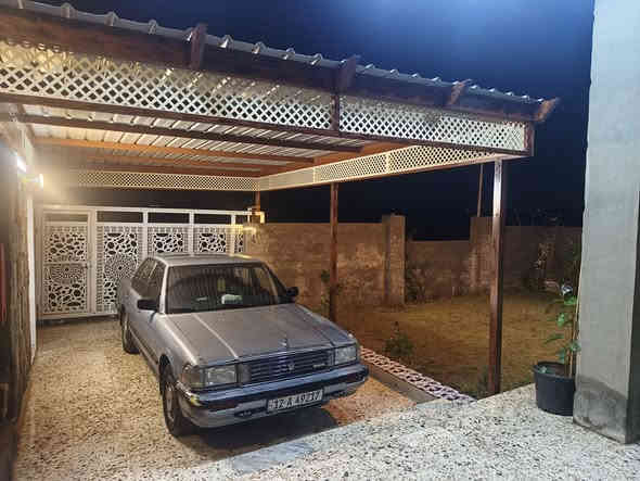 السلام عليكم سوبر سيدان موديل 91 للبيع السياره كلها بلاد محرك فايف ام تبريد تدفه كير محرك  شرط تخم تاير رقم نينوئ دولي باسمي؟
واذا مراوس (بي ام 525) هم يرهم بس نضيف ***********
