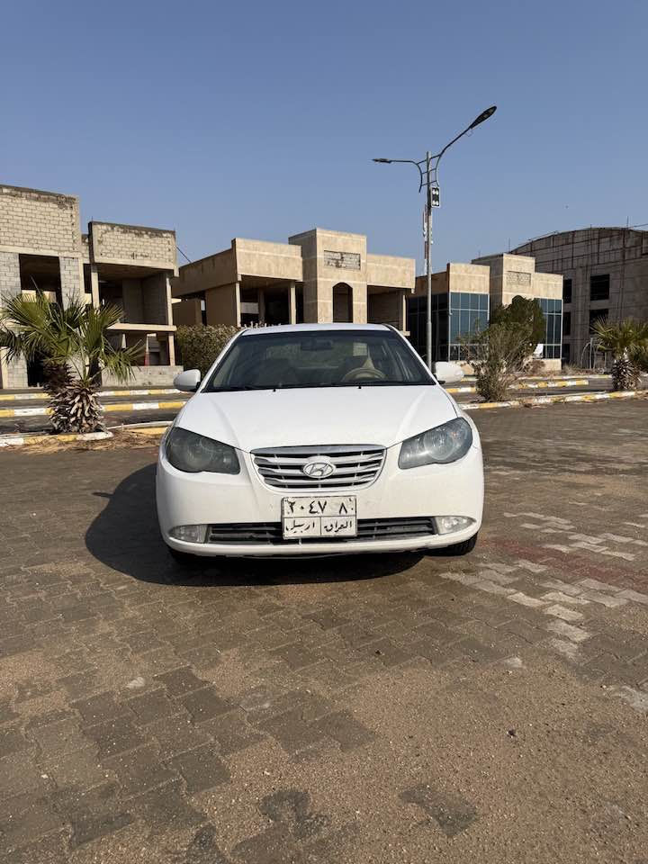 السلام عليكم للبيع النترا ١١ خليجي  محرك ١٦٠٠
رقم أربيل وكاله وتحويل مضمونات السياره جاهزه كير محرك حداديه تبريد كله جاهز بيهه مكانات صبغ أثر دحجات مكفوله من الضربه القويه تقريب ٥ قطع ابيع احزام بس هي مابيهه حزام السعر ٨٩ مكان السياره نجف للاستفسار الاتصال على الرقم ***********
