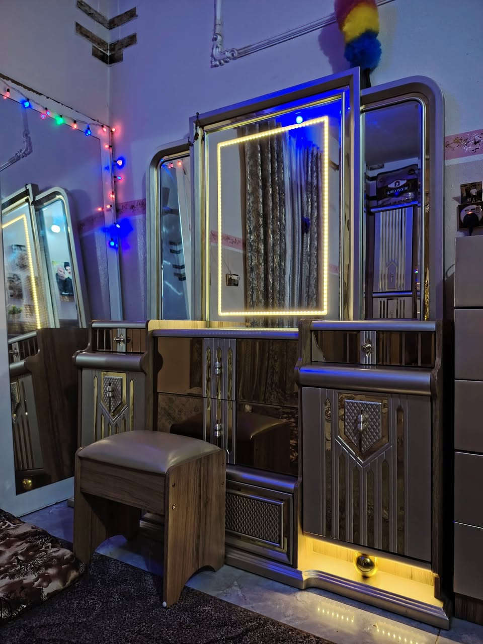 سلام عليكم عندي هاي تخم تركي الببيع اتصل عل هاي رقم السعر على اتصال
***********
***********
