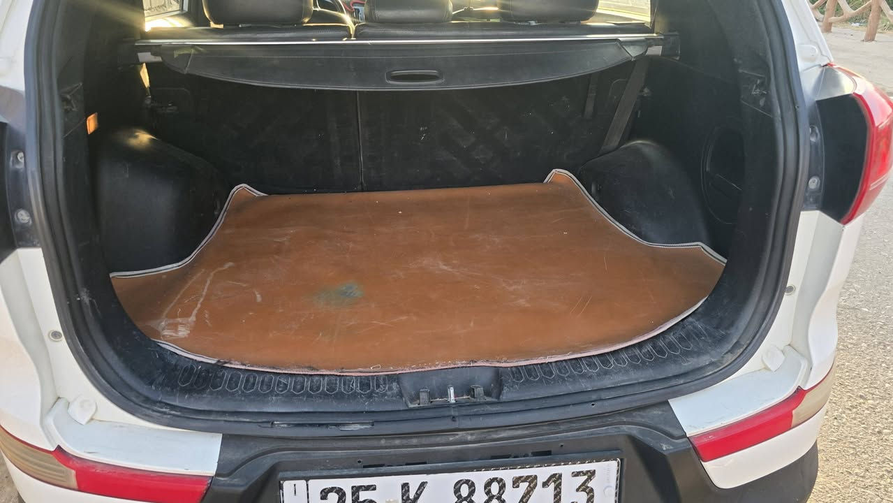 السلام عليكم سبورتج موديل ٢٠١١ رقم تاميم دولي سيارة خليجيه بيهه باب خلفي صبغ فقط سيارة فول عدا البصمه مكان السيارة ديالى خان بني سعد السعر ١١٥ رقم الهاتف ***********
