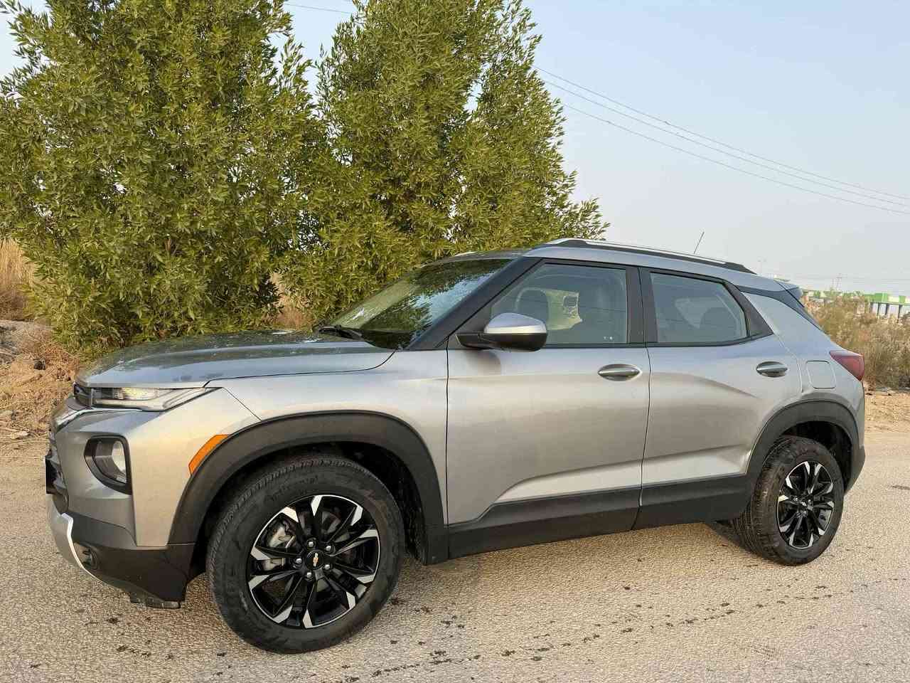 شفرليت تريل بلايزر موديل 2023 حادثها مرفق بل منشور مواصفات سياره LT رقم انكليزي 
بصمه أبواب
بصمه تشغيل
تشغيل عن بعد
إطفاء ذاتي
كشنات كهرباء
تدفئه تبريد
لدات
شاشه بلوتوث
حساسات
كامره دواره
تحكم ستيرن
سعر 135 وبيها مجال شراي يتصل مكان سياره بابل حصوه الاسكندريه رقم هاتف ***********
