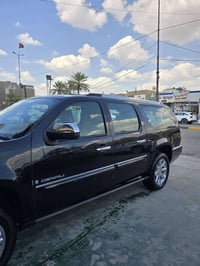 جمسي يوكن طويل دنلي فول خليجي موديل ٢٠٠٨ مكينه ٦٢٠٠ بيه صبغ قطعتين و٣ ...