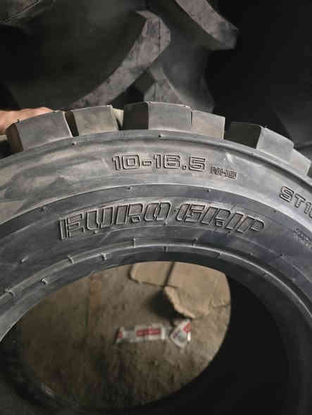 السلام عليكم وصول وجبة اطارات جديد لشفلات البوبكات كل القياسات و النقشات و نوعيات شرط درجه اولى و علضمان 

             العنوان : بغداد - مجمع مشن - طريق معسكر الرشيد
                     * توصيل موجود لكافة المحافظات *

( احمد العذاري )
***********
***********
