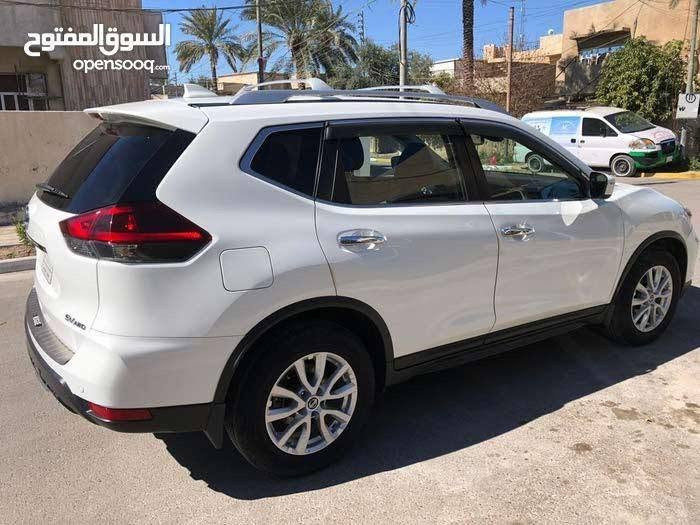 نيسان روج ٢٠٢٠ sv محرك ٢٥٠٠
فول مواصفات عدا الفتحة
جنطة كهربائي،
الضرر فقط جاملغ امامي صبغ عكس السايق
ايرباكات سليمة
السياره نظيفة جدا
السعر ١٧٥ ورقه وباسمي، 
موبايل *********** ويشتغل واتس اب
