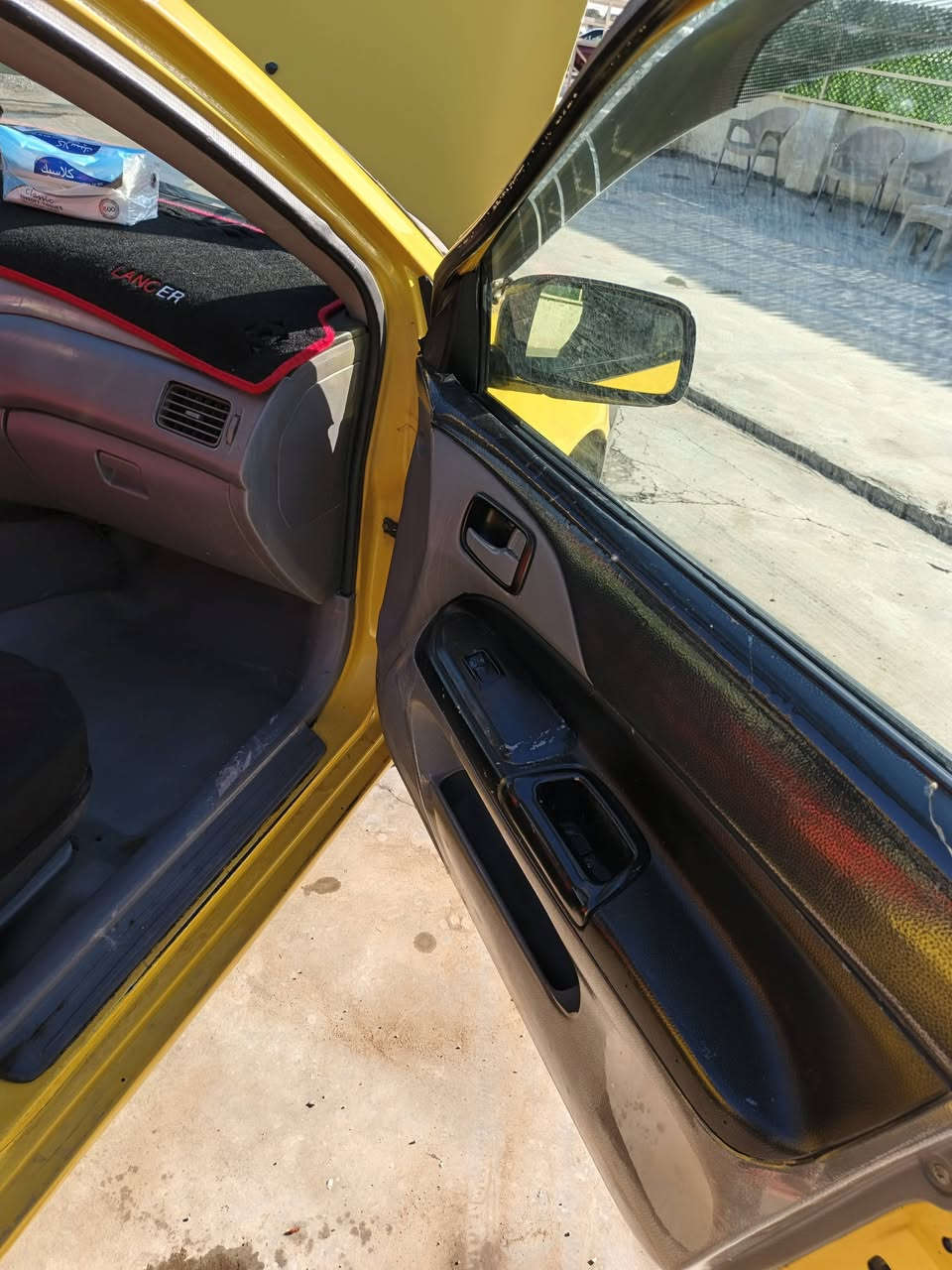 لانسر للبيع 2010 رقم بغداد إنكليزي مكينه 2000 كير عادي صدر أمامي خلفي كله جديد سياره بيها صرف ابيع مكينه كايمه 
سياره مصفره هيئه وغرامات خطها جوال مانقصها برغي عدا المكينه سعرها 60 ورقه وبيها مجال 
رقم الهاتف ***********
