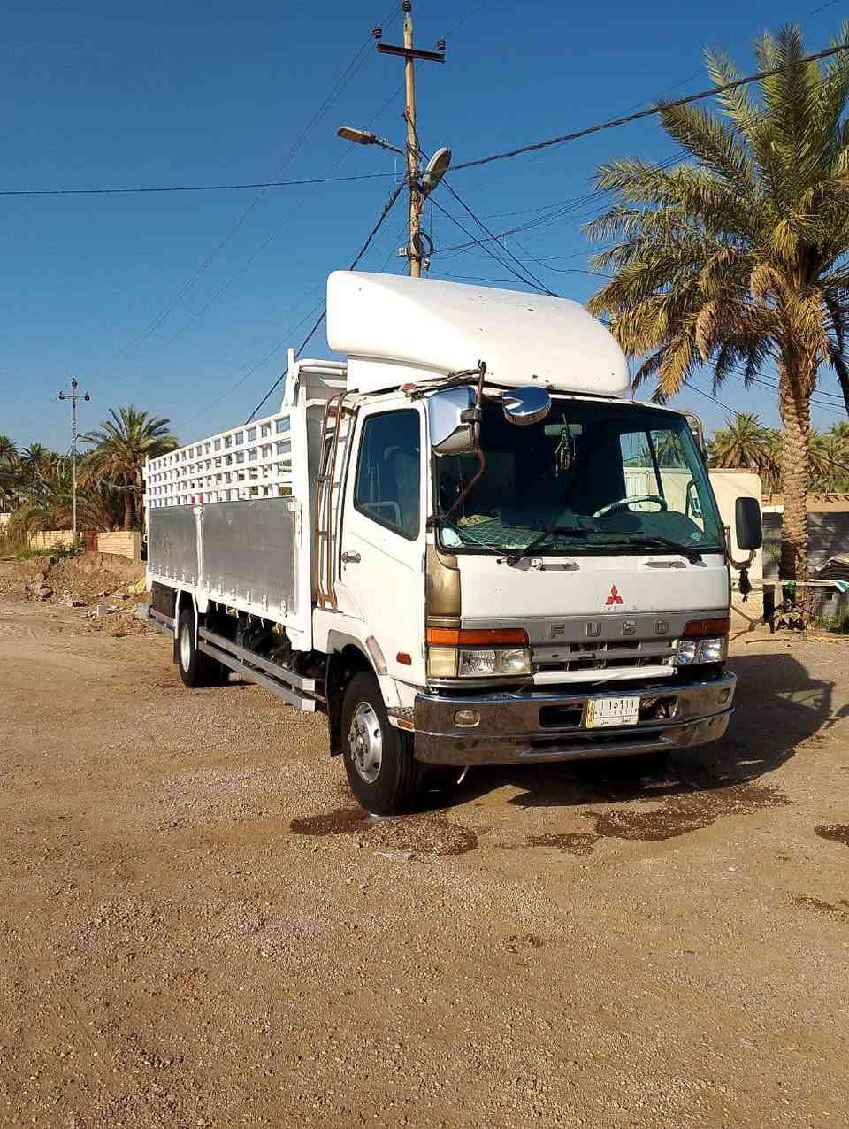 فوزه بزون موديل 2000 مكينه17 عادي شاصي عريض سته وربع بلاد تخم تاير تبريد ***********
