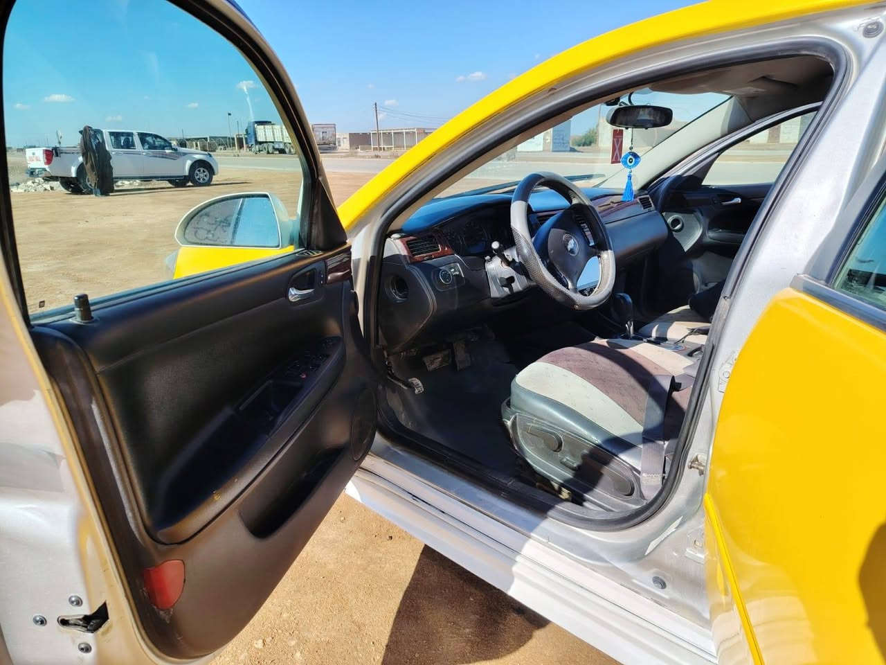 سلام عليكم امباله للبيع 11رقم انبار  مكينه وكير وضفيره حداديه تخم تاير وترايك للبصره مكاني الحمزه الشرقي السعر63وبيهه مجال مامتواجد عل فيس *********** واتساب فقط
