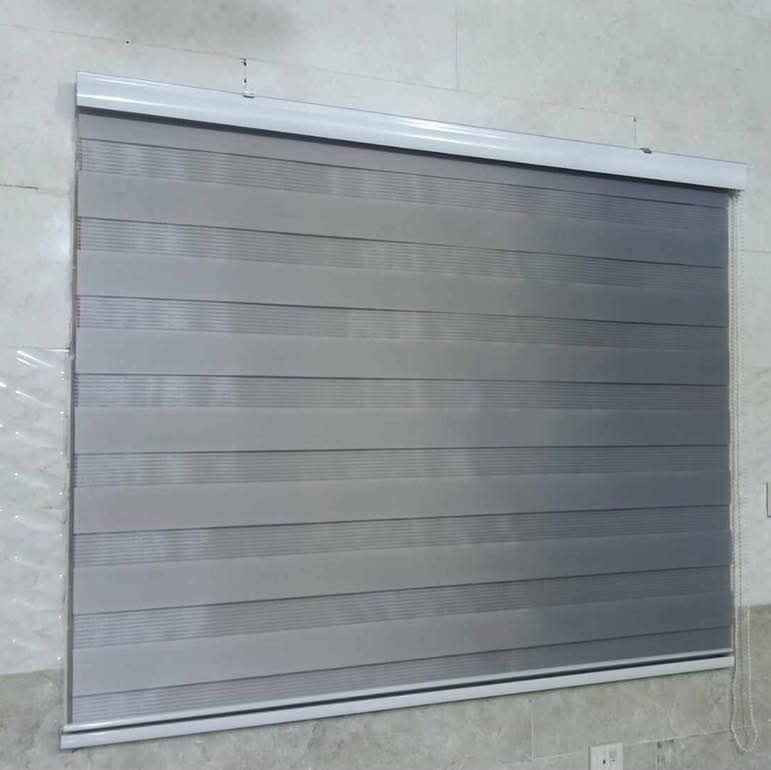 ورجعت توفرت البردات الاكثر طلبا تعطي للمكان حداثة واريحية 
ستائر سحب زيبرا ساده  المعروفة دائما 
الارتفاع لجميع القياسات 190 سم
طبقتين قماش وجه وظهر

🗳عرض متر  بسعر 22 الف 
🗳عرض مترو20  بسعر 25 الف
🗳عرض متر ونص  بسعر 27 الف
🗳عرض مترو80  بسعر 30 الف
🗳عرض مترين   بسعر  32 الف

#الأسعار مع التوصيل بلاد رز, ديالى


**إذا كنت صاحب هذا الإعلان وتريد حذفه لأي سبب، رجاءا أرسل رسالة إلى الدعم الفني**