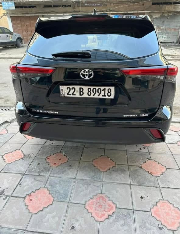 السلام عليكم 
هايلندر ٢٠٢٢ امريكي
فول مواصفات xle
ماشيه ٩٠ كيلو
حادثها موجوده الصور بالمنشور 
صبغ ربع بنيد وربع جاملغ ودعاميه وخشم الشاصي هم صبغ
السعر ٢٤٠ ورقه
بغداد كريعات 
***********
***********
