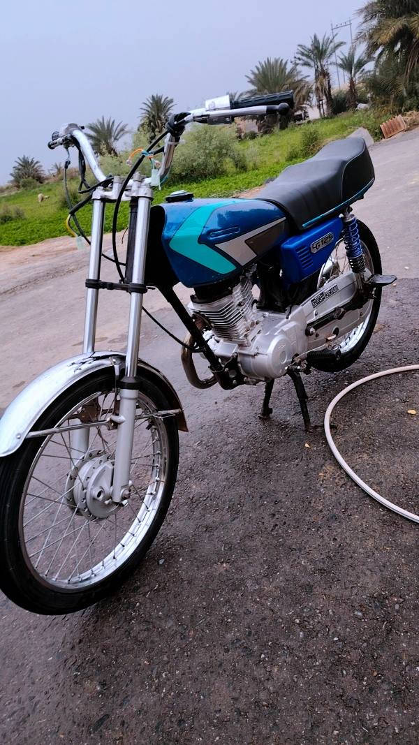 السلام عليكم اخوان دراجه للبيع نامه مكفوله نضيفه وحلوه السعر ٥٠٠ وبيهه مجال اتصل***********
