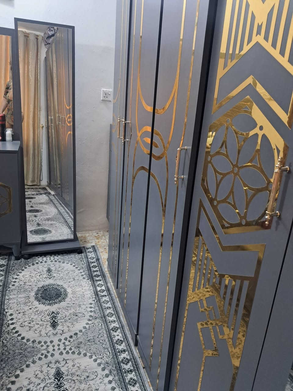 سلام عليكم غرفه نوم تركي  للبيع جديد استعمال ٦ أشهر فقط اشتريته ب مليون ٦٠٠ ابيعه ٧٠٠  بيه مجال  ١٠  قطعه. داخل كنتور نظيف جدآ نظافته ٩٠ % بغداد زعفرانيه


**إذا كنت صاحب هذا الإعلان وتريد حذفه لأي سبب، رجاءا أرسل رسالة إلى الدعم الفني**