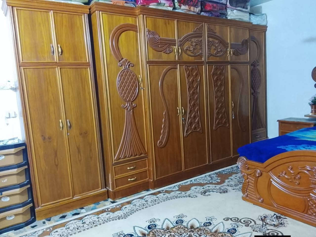 للبيع غرفه نوم حطاطه سعر ٨٠٠ وبيه مجال ع خاص
مكان الحلابسه غرب متوسطه التقديم 
***********  اتصل ع رقم
