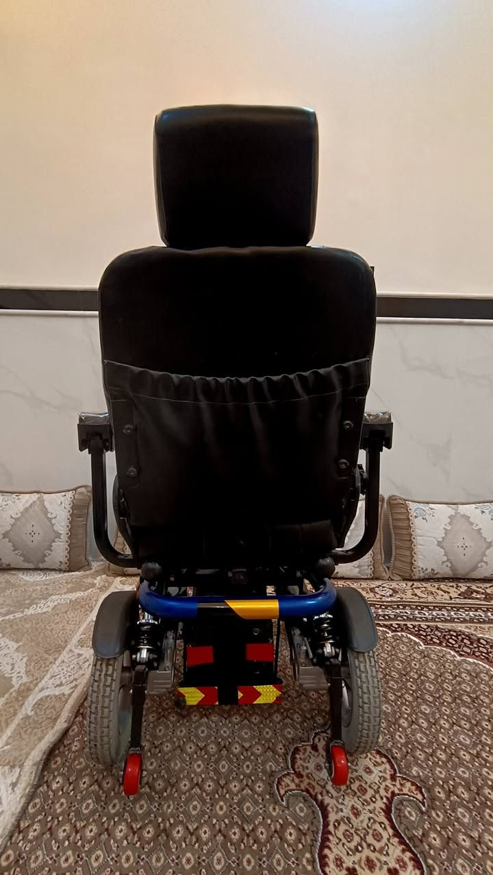 للبيع كرسي كهربائي تركي درجه اولى للبيع نظافه فول بطاريات جدد ظمان 5 اشهر جهاز تحكم اصلي


**إذا كنت صاحب هذا الإعلان وتريد حذفه لأي سبب، رجاءا أرسل رسالة إلى الدعم الفني**