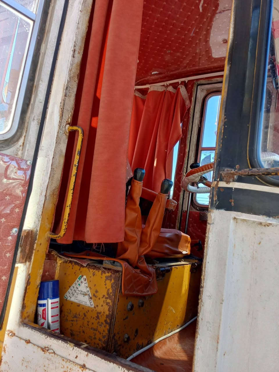 شقل كاوسكي حجم 50 جاهز العمل تخم تأثير محرك جديد بريك اربع شغال رقم كربلاء انكليزي بسمنه السعر دفترين ونص رقم صاحب الشغل
***********
