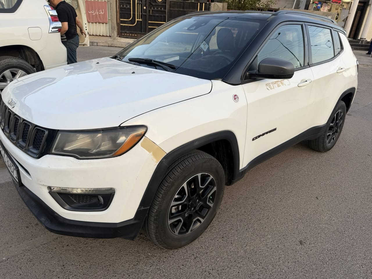 JEEP COMPASS 2020
جيب كومباس  2020
مواصفات تريل هوك 
فول بس بدون فتحه
سقف اسود
ماشيه 66000 الف 
الضرر بونيت وجاملغ
ارباك سستم 
السعر: 11000$ (110) ورقة 
للمزيد من المعلومات :  ***********
مكاني بغداد/ حي العامل
