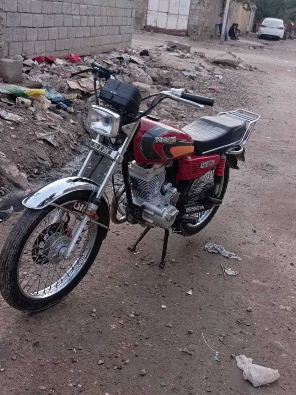 سلام عليكم دراجه للبيع نامه موديل 23مرقمه بسمي 2لوحات انكليزي مخلي بيه مكينه مال ستوته صار سبوعين من شديته جديده تشغيله سلف السعر مليون و200 وبيه مجال اليريده يتصل الرقم ***********
