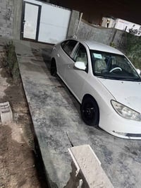 لنتره • ١٦٠٠ • ٢٠١١