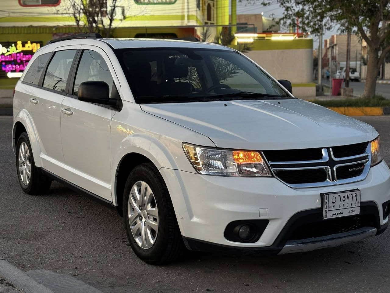 السلام عليكم
دوج جورني SE موديل 2020 لون ابيض رقم بغداد
وارد أمريكي محرك 4 سلندر 7 راكب تبريد قطعة واحدة
كاميرا خلفيه و حساسات 
مكينه و كير بلاديات و نعمة من الله 
باتري جديد و زوج تاير جديد و زوج نظيف
سپير ما نازل
حادث امريكا چاملغ و بنيد بدون شواصي وبدون لغد
ماشيه 61,000 ميل و قابل للزياده 
استعمال شخصي فقط و بأسمي السياره 
صور حادث امريكا مرفقه 
السعر 147 ورقة وبيها مجال مكان السيارة كربلاء 
***********
