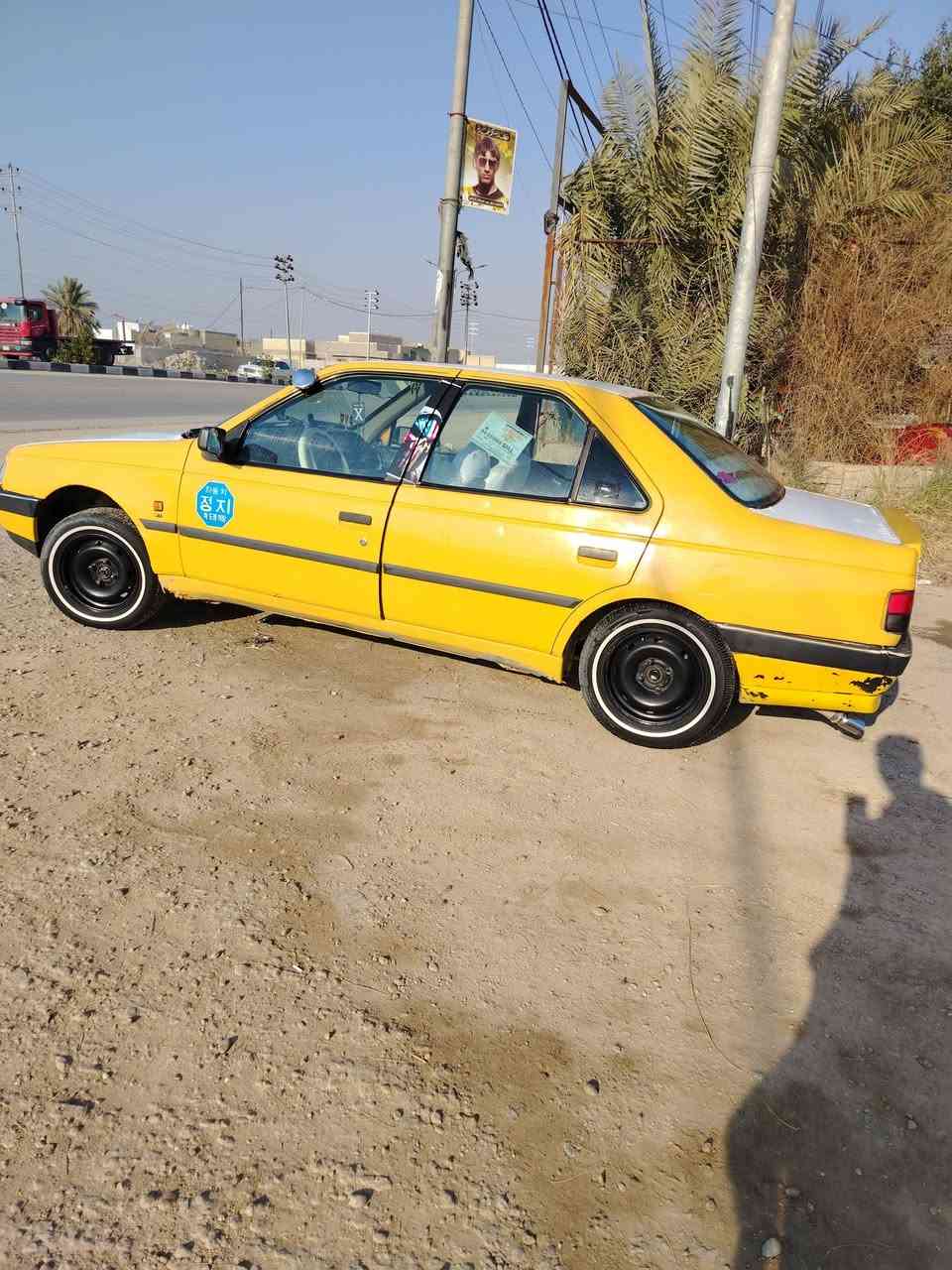 سلام عليكم بيجو 45 مكينه وكير كارتون حدايه تخم جديد غرفه جديده تخم تايرات ابو الخطه سياره ماعايزه اي شي راعيه موجود السعر 26  مصفره غرامات فقط هيئه 150الف المكان مشخاب الشراي يتصل هاذه رقمي ***********
