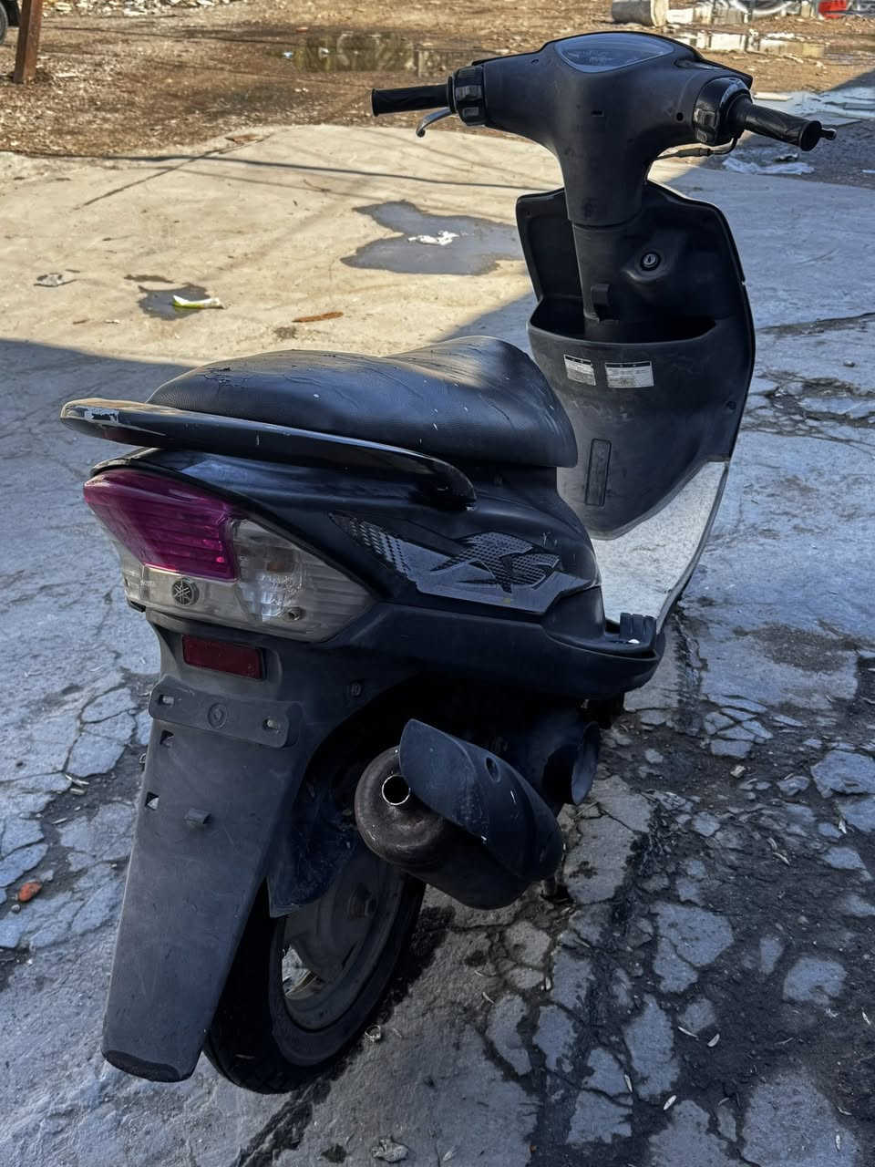 سلام عليكم عدلة مال رمبة قبل شهرين منزليها كله ختم واحد وي مكينه مابيه اي نقص من طول الطول كله اصلي بس بيها خيط دخانه ومن تحمة يروح مكاني بغداد جديده ***********
ب750وبيه مجال قليل
