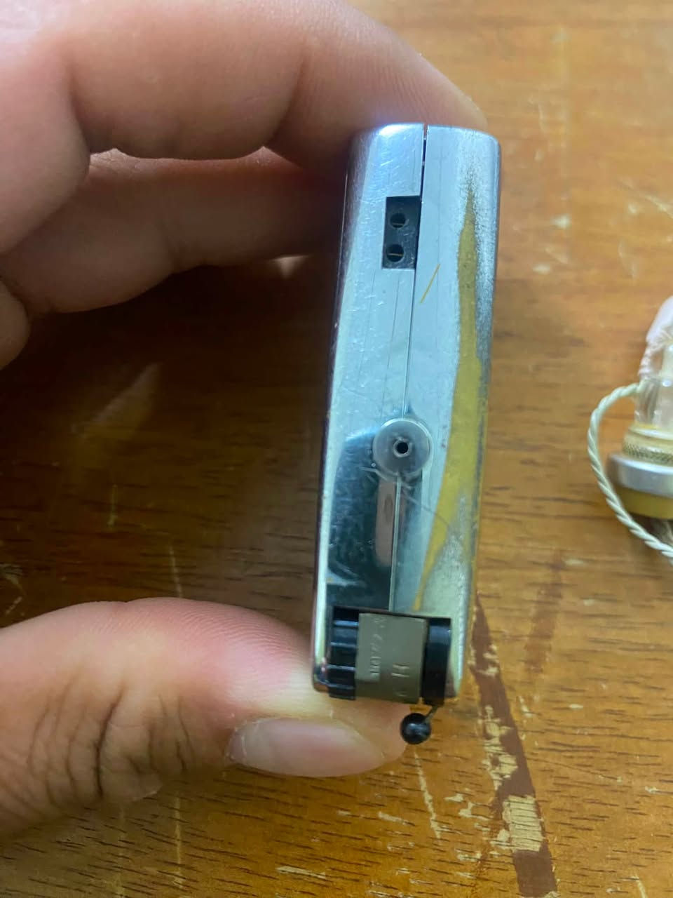 للبيع جهاز سمع Philips أصلي – صناعة هولندية 🇳🇱

جهاز سمع Philips HP 811D الأصلي، Made in Holland، بحالة جيدة ويعمل بشكل طبيعي 100%.

✔️ يعمل بكفاءة ممتازة.
✔️ السماعة الأصلية مرفقة.
✔️ قطعة كلاسيكية (Vintage) من شركة Philips المعروفة بالجودة.
✔️ مناسب للاستخدام اليومي أو لهواة اقتناء الأجهزة القديمة.

💰 السعر: 120,000 دينار عراقي.
🚚 يتوفر توصيل إلى جميع محافظات العراق.

📩 للاستفسار أو الحجز، راسلني على الخاص.


**إذا كنت صاحب هذا الإعلان وتريد حذفه لأي سبب، رجاءا أرسل رسالة إلى الدعم الفني**