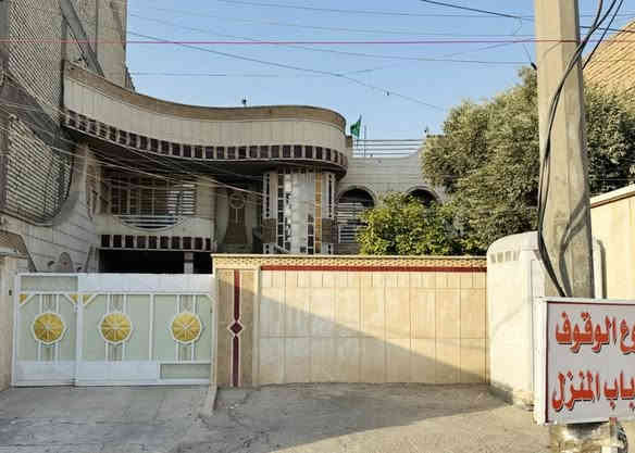 للبيع دار تجاري المساحة ( ٤٣٥ متر) طابوا صرف دبل فاليوم مسلح🔺

الواجه ١٤ متر 

النزال ٣٥ 

الموقع الطالبية قرب كلية الادارة والاقتصاد البيت مجاور للركن شارع عريض سايدين 👍🏻

البناء ٨ غرف نوم 

الاستقبال عدد٢ 

هول عدد ٢ 

مطابخ عدد ٢ 

كلدور عدد ٢ 

حمامات عدد٤ 

كراج يتسع ٧ سيارات او اكثر 

للاستفسار الاتصال 

***********
