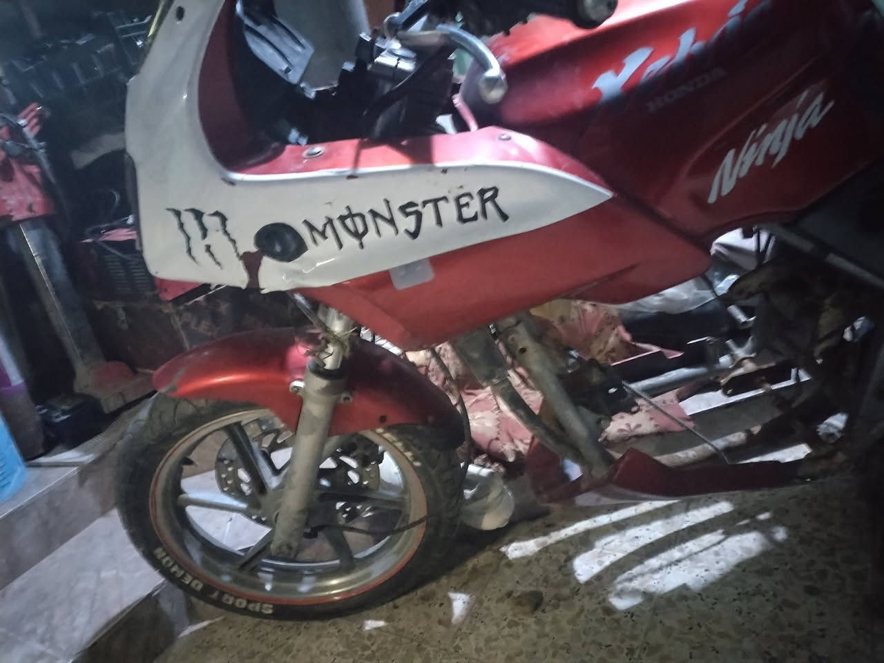 دراجه سسوكي دراجه سسوكي بستمين محرك بي رنكات ابيع كوم حديد لتسهني شبهه ماعرف / *********** فلوجه ء ء
