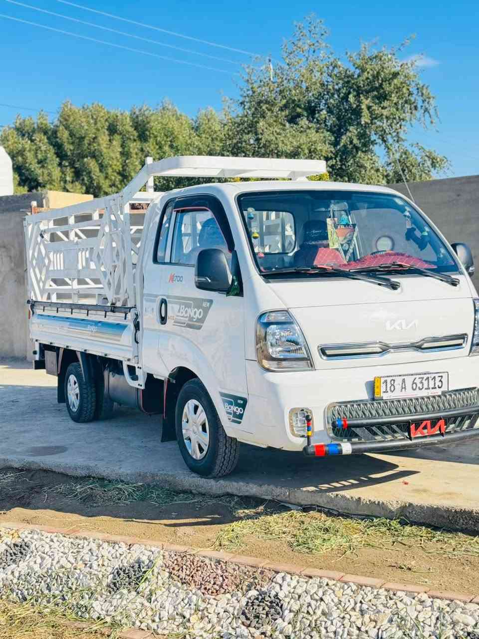 سلام عليكم سياره كيا حمل موديل 2023مكفوله كفاله عامه 
رقم بابل رقم جديد نكليزي 
ماشيه 74الف
سياره جديده 
سعر 152وبيها مجال بسيط 
العنوان بابل جبله
***********
