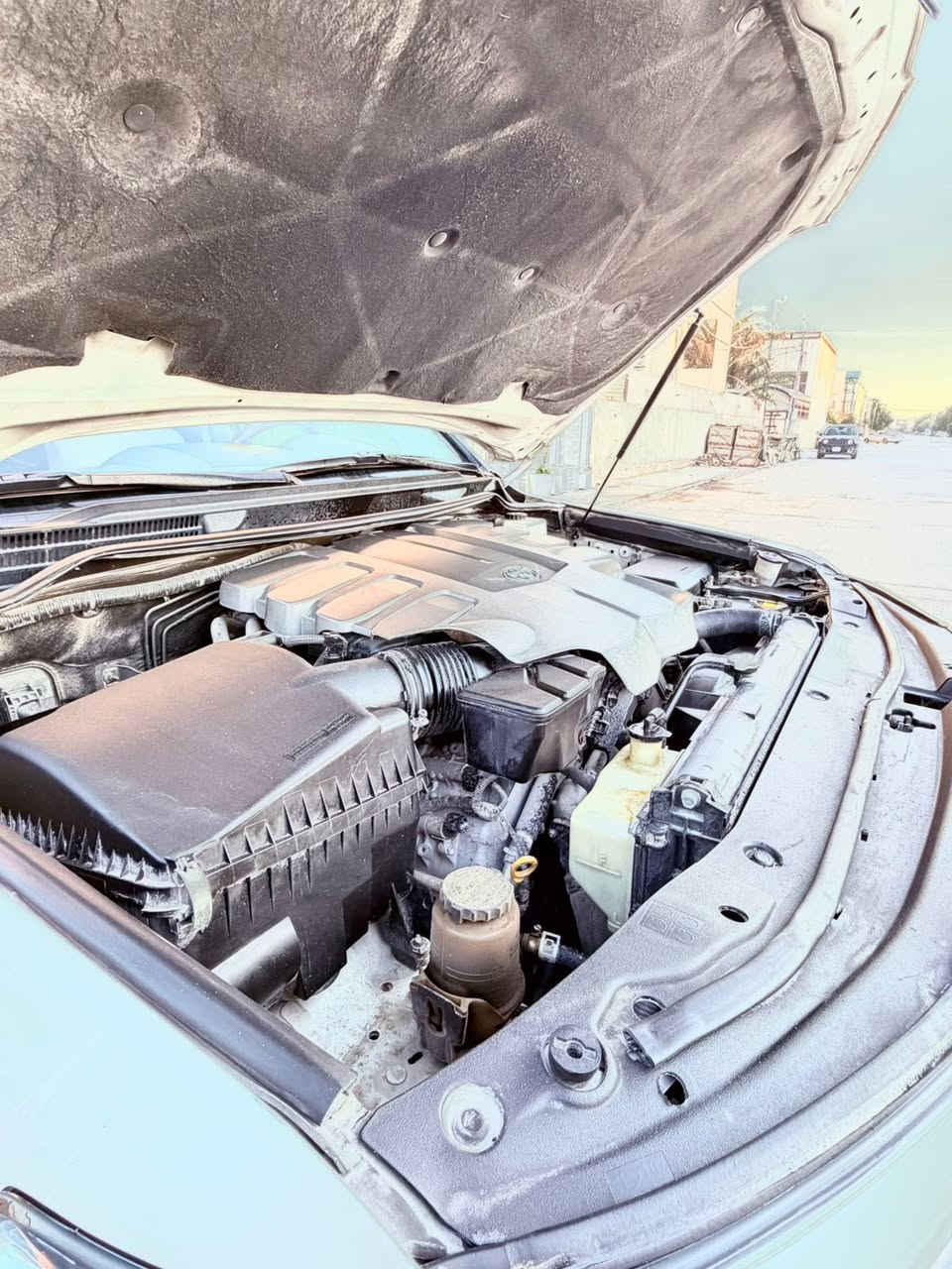 سلام عليكم
الحلال للبيع او المراوس حسب القناعة 
لاندكروز 2013 بريم اصل
Gxr v8
مكينة ثمانيه سلندر
رقم بغداد الجديد سنوية وهزة جدد باسمي
فول مواصفات 1/1
ماشية 170 الاف كم اصل
كتلوكات شركة بيها 
على ايد وحدة من هيه زيرو 
مكينة كير حداديه تخم تاير باتري كهربائيات كلهن جدد  ما مفتوحات على وضع الوكاله

كفاله عامة من الصبغ و التبديل و الفتح عدا PDR كد اصبعين فقط و سونارها موجود 
المواصفات:-
سلايد فتحة
ثلاجة 
كشنات جلد اصل بيجي 
كشنات كهربائي ثلاث دكم
شاشة + كامرة + حساس امامي خلفي كلهن بلاد 
تحكمات ستيرن 
مري شفط 
سبعه راكب
نظام فور ويل 
تشغيل عن بعد 
تشغيل بصمة وابواب وجنطة
والخ من المواصفات المعروفه……..
قليل بهل نظافه وبهذا الموديل
السعر 388$ وبي مجال كلش بسيط
مكان السياره النجف الاشرف
للاستفسار ***********
