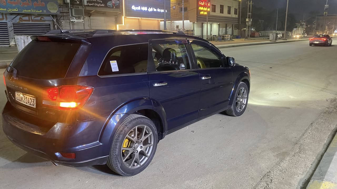 ج  جورني موديل 2013
السياره حادثهة دعاميه  وبيهة صبغ بجم اثر جراد
 تجي تفحص سونار  كير مكينه كفاله سياره حلوه وجاهزه حدايه نعمه من الله السعر 120 وبيهة مجال
***********
