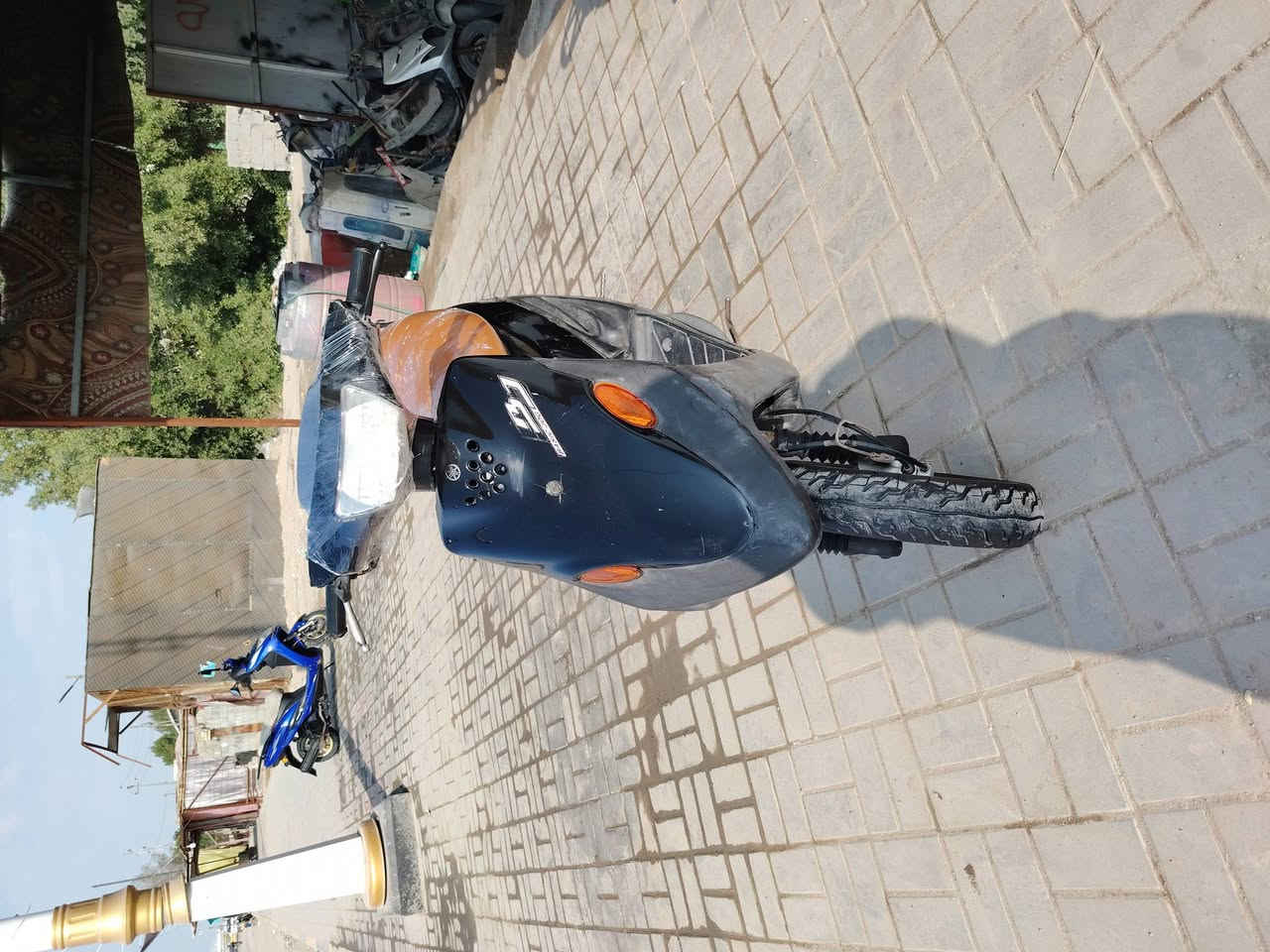 دراجه بيجي للبيع السعر ٣٠٠ وبيهه مجال الشراي يتصل عل الرقم *********** مكانهه السماوه كرهبايات شغاله سلف هندر مكينه ناعمه
