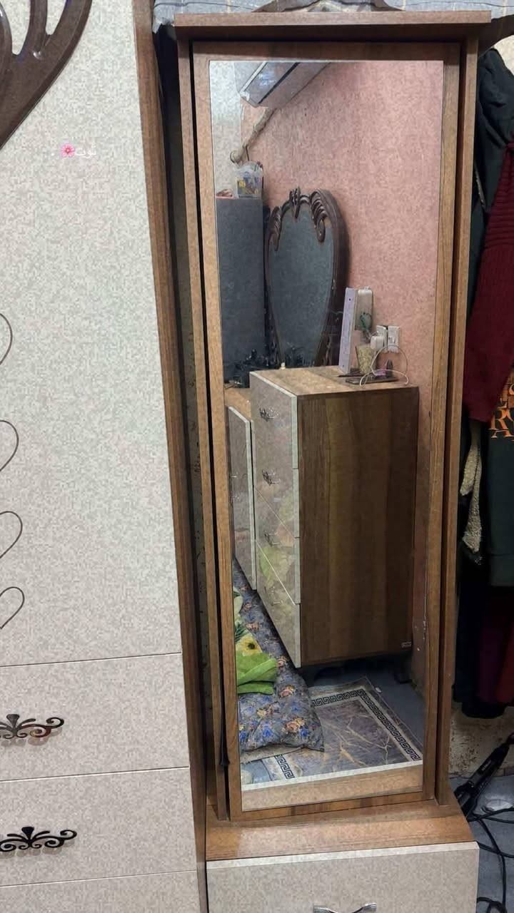 سلام عليكم عندي غرفه نوم تركيه للبيع اخو الجديد نضيفه كلش ٩ قطع رايدتهه ب٦٠٠ وبيهه مجال بسيط مكان بغداد ابو غريب خرنابات
#متابعين
سلام عليكم عندي غرفه نوم تركيه للبيع اخو الجديد نضيفه كلش ٩ قطع رايدتهه ب٦٠٠ وبيهه مجال بسيط مكان بغداد ابو غريب خرنابات


**إذا كنت صاحب هذا الإعلان وتريد حذفه لأي سبب، رجاءا أرسل رسالة إلى الدعم الفني**