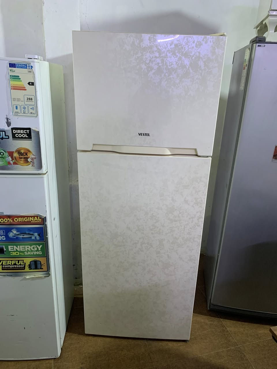 (معرض الناي )
اثاث منزلي مستخدم حسب ما 
موظح بالصوره
الاستفسار الاتصال ع الرقم ***********واتس
أو مراسلة البريد الإلكتروني 
عنوان سرورى قرب ماركة (هه رزان بازارى نوا)
(يوجد توصيل مجاني )

يوجد صيانه عامه كافة التباريد
