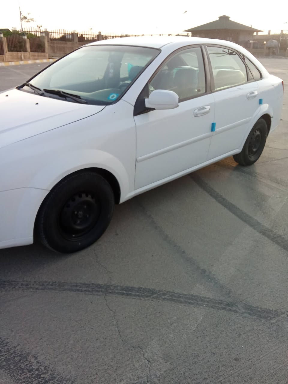 بسبب الوعود الكاذبة ،،،،،، تم اعادة المنشور،،،،،،،
للبيع ،،،،، رجاء الي ميعجب السعر لا يعلق ولا يتصل ،،،،،

للبيع ،،،،،

اوبترا موديل 2005 نظيفة ,,(  السيارة مال البيت  ) ،،،،،،
بيه 3 قطع صبغ بدون دواخل ،،،،،
كير عادي/ محرك بشرط تبريد تدفئة شغال ،،،،،،
تخم تاير باتري جديد ،،،،،
قوايش رولات جديدة بلكات دسكات ،،،، مسويله صيانة كاملة ،،،،
صدر امامي وخلفي جديد ،،،، 
بولبرنات امامية ،،،،،،
شاشة ايباد كامرة ،،،،،
رقم كركوك جديد انكليزي ،،،،، 
بطاقة بانزين بيه ،،،،،
سنوية جديدة ،،،،،
فحص وهزة جديدة ،،،،،
مكان سيارة كركوك شوراو ،،،،،
للاستفسار اتصال على الرقم 
***********
السعر 71 قابل لتفاوض ،،،،،،
ملاحظة / السيارة مال البيت مابيه
 أي نقص ،،،،،،
