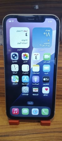 آيفون ١١ • ابيض • الزوية