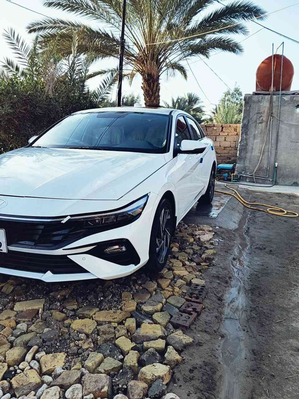 سلام عليكم 
الانترا موديل 24 خليجي نضافه فول مكينه 2000 مكفوله كفاله عامه 
بي تي ار بجنطه شبر لا صبغ ولاتكحيل ماشيه 45 فقط مواصفات فول فتحه سقف +بصمه + تبريد قطعتين + حداديه تخم تاير جديد مكان بابل
الرقم بي واتس اب ***********
#الجميع
