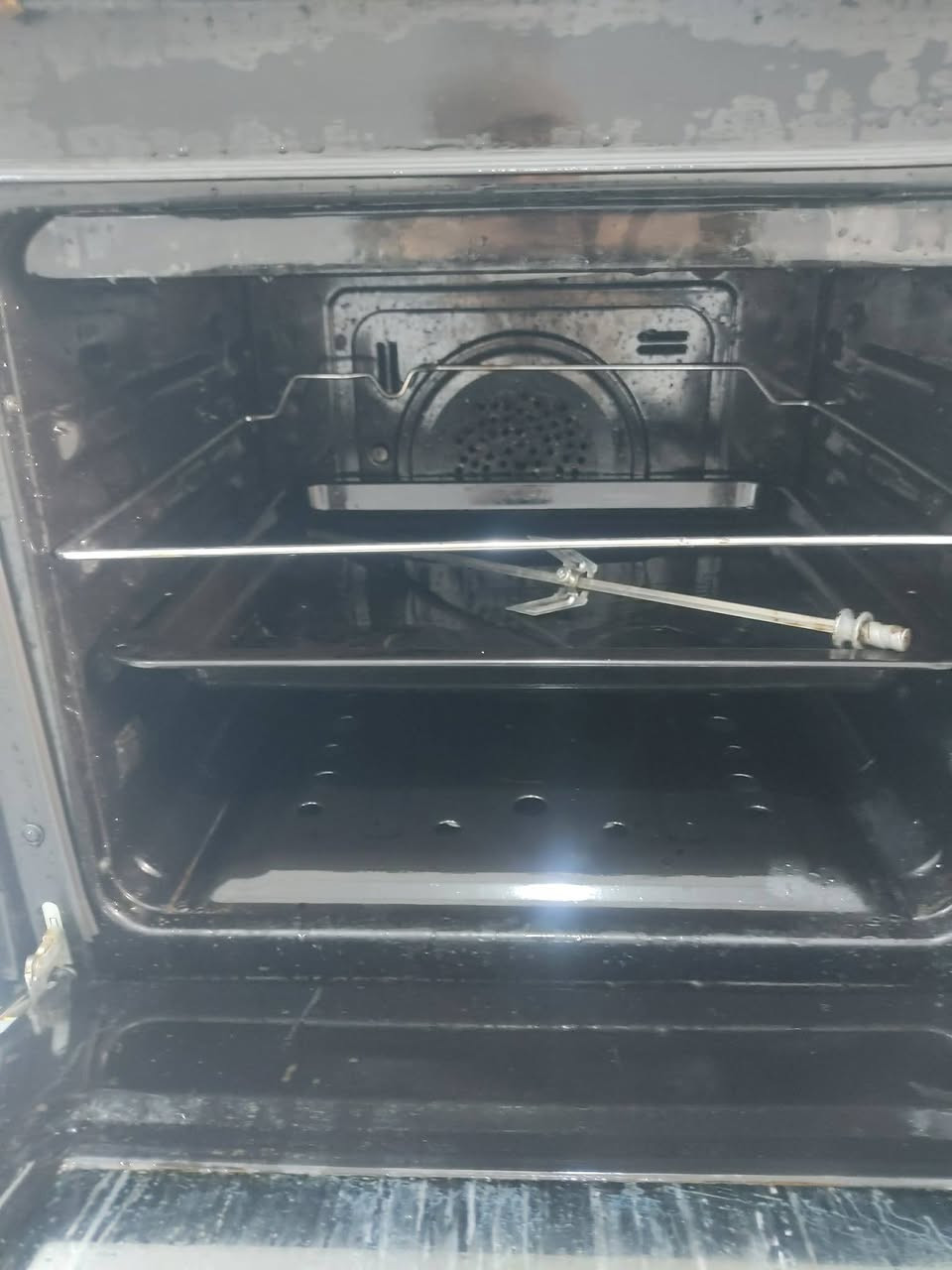 للبيع طباخ شرط النظافه كلو شرط مع الفرن السعر ١١٠
العنوان موصل حي السماح


**إذا كنت صاحب هذا الإعلان وتريد حذفه لأي سبب، رجاءا أرسل رسالة إلى الدعم الفني**