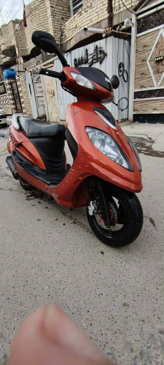 سيام كوري حديث 2020. دراجة جديدة مكفولة من محرك وكهربائيات وكلشي جاهزه.كلشي شغال  مكانها بغداد الشعب..سعرها  325  وبيه مجال.***********
