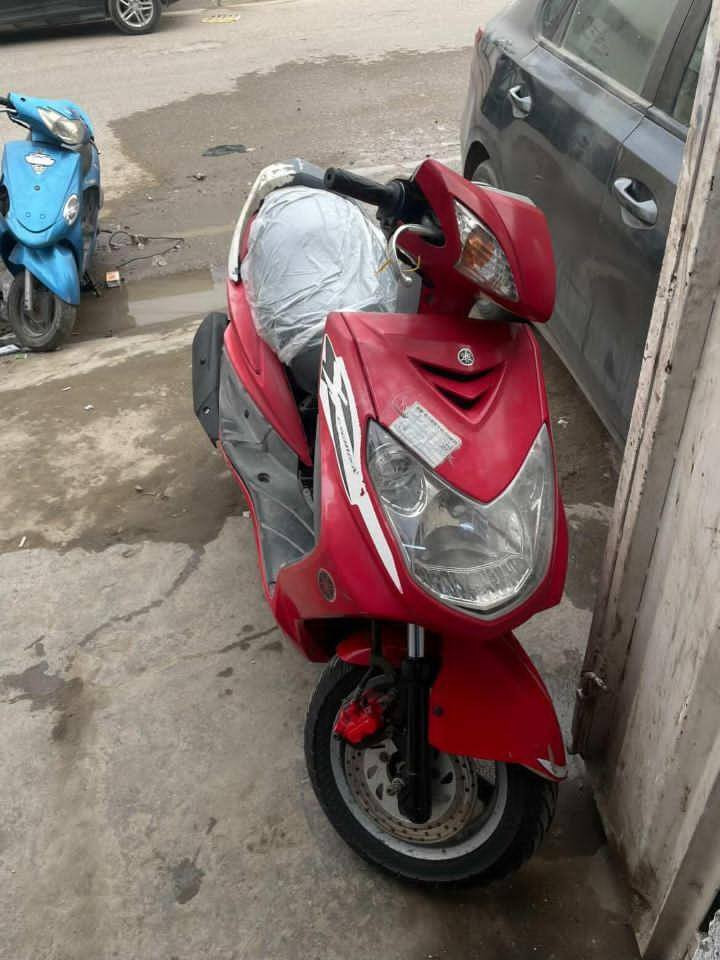 سلام عليكم شباب عندي فحل ناشفه صاره ١٠ ايام من نازله رمبه دراجه وكاله نوزل دراجه بيع او مراوس مكاني بغداد شعب ***********
