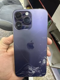 14 برو ماكس عربي شرق اوسط ذاكرة ٢٥٦ بطارية ٧٧  جهاز وتر ما مفتوح بس ضه...