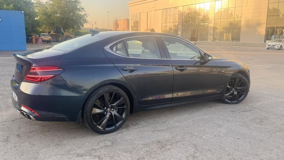 GENESIS G70 Sport Prestige
VIN: KMTG34TA5PU104568
موديل - 2023 
الممشى - 72000 KM
المحرك - 2.0L Turbo 
الكير - اوتو 
اللون - Green
المواصفات - Sport Prestige - رادار تفاعلي - تحديد المسار - سياقة ذاتية - مانع تصادم - حساسات أمامي خلفي - نقطة عمياء - إعادة الى المسار في حالة وجود خطر تصادم عند محاولة تغير المسار - بانورما - مري شفط - مري قلاب - مري تضليل بلادي - دخول ذكي - تشغيل عن بعد - بابين بصمة - صندوق أتوماتيك او بصمة - تايرات two size - شحن وايرلس - تحكم ستير -  كشن memory - كشن السائق والراكب الأمامي كهرباء - تدفئة تبريد كشنات - تبريد مناخين
الضرر -  خلفي بكلايت خلف السائق - بدون ضرر أيرباك كما موضح بالصور - شخوط خفيفة - كلير بنيد ضمان عدم التبديل
الرقم - قادسية معوقين (((كفالة التحويل)))
الموقع - بغداد
السعر 21,700
***********
