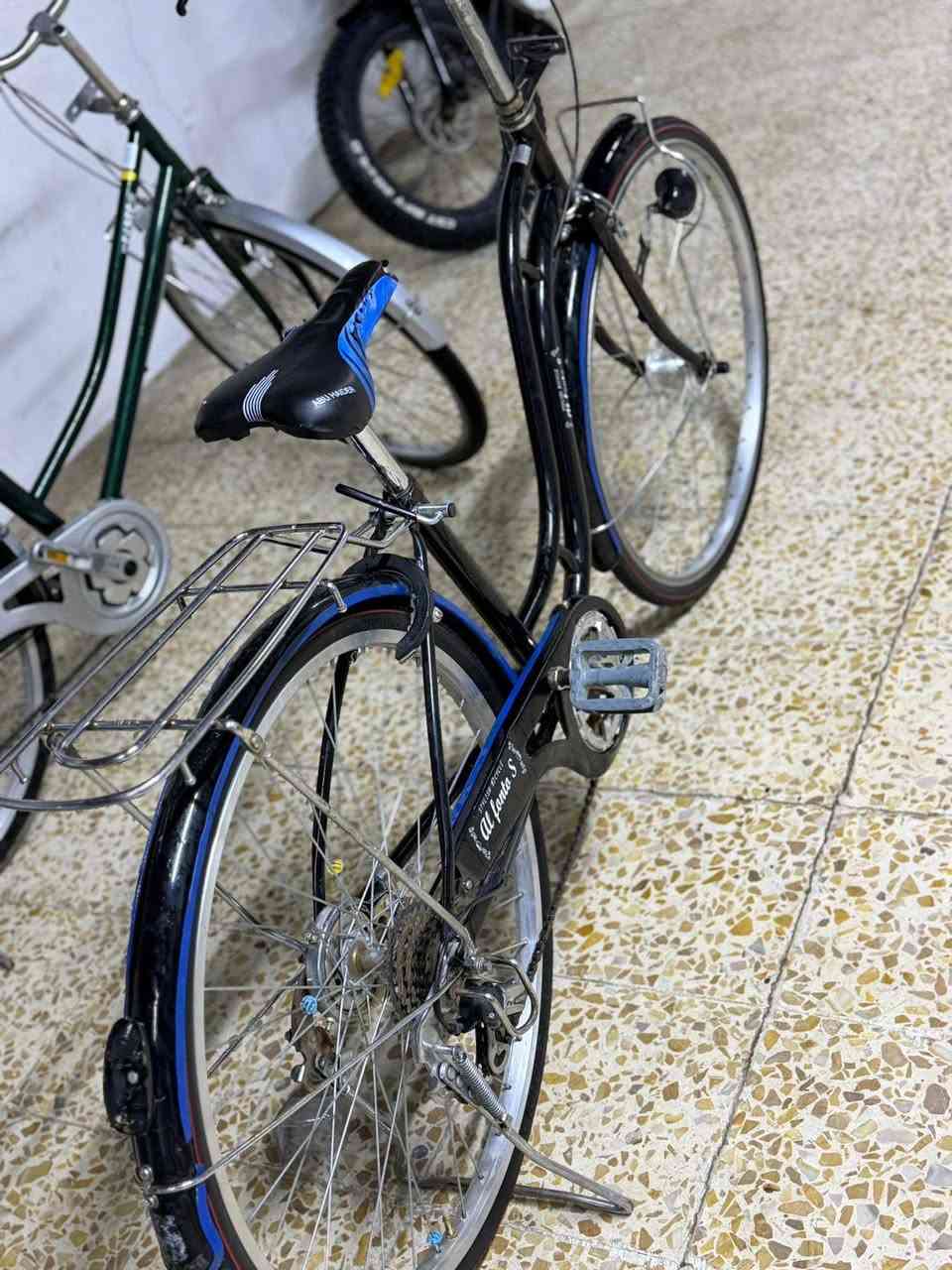 للبيع باسكل حجم26فول مواصفات تايرت جديد
الون اسود كير وحساس
شراي.خابرني***********
