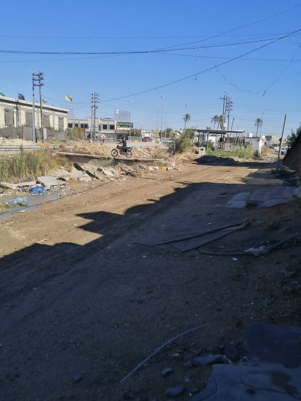 بيت للايجار 200 متر العنوان كربلاء طوريج شارع الحوالي مقابيل قاعة القصر الأبيض
مراجعت مكتب الابداع العنوان شارع الحوالي قرب مطعم قنديل *********** /*********** واتساب تفاصيل أكثر اتصل
