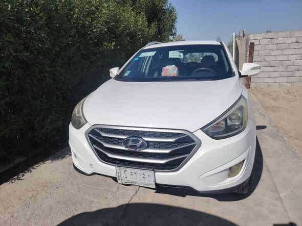 السلام عليكم توسان للبيع 2014خليجي ماشيه 119مكفوله من الضربه والتبديل بيه بارد بالبنيد اثر سقوط سقيفه وسقوط طابوكه على القماره مما أدى إلى صبغ جزء صغير من القماره تبخير ثلث القماره شرط لا الضربه ولا تبديل ولا كص والسوانار مرفق معه الصور السعر 140وبيه مجال الإتصال على الرقم التالي ***********
