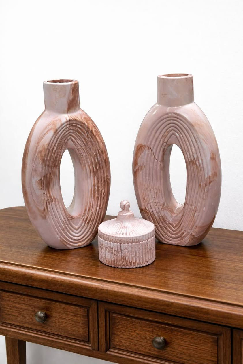 فازه حجم كبير السعر ١٢ من الحجر اللون حسب الطلب
علبة كلينكس من الحجر السعر ٦ اللون حسب الطلب 

يوجد توصيل جميع محافظات العراق ٥

بابل٣


**إذا كنت صاحب هذا الإعلان وتريد حذفه لأي سبب، رجاءا أرسل رسالة إلى الدعم الفني**