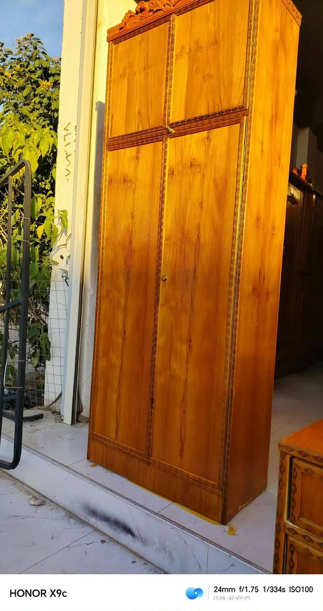 يالله غرفتين نوم صاج نظافه فول بيع شراء مراوس تفاصبل ع خاص***********
