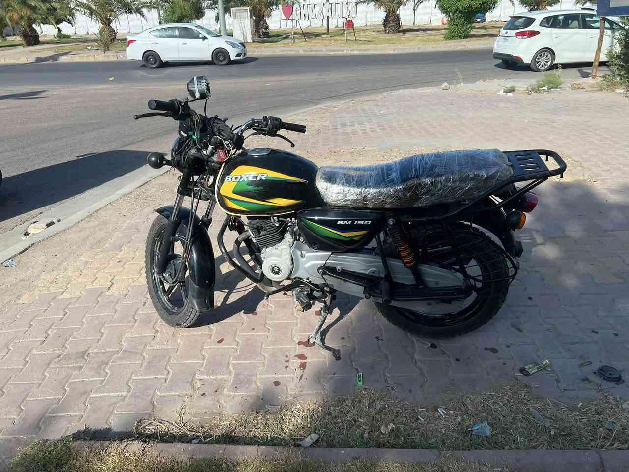 دراجه بوسكر مديل 2021 دراجه نضيفه اي نقص مابيهه اوراق كامله 900وبيهه مجال بسيط رقم الهاتف ***********الغزاليه
